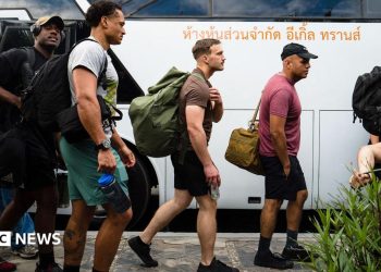 USS Abraham Lincoln: US sailors arrive in Thailand's Pattaya after record 250 days at sea