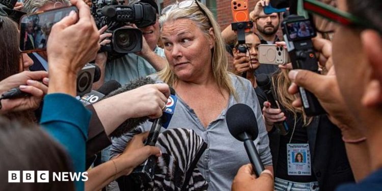 Woman charged with juror intimidation in Lindsay Clancy trial