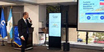 Alejandro Cambiaso presenta en Guatemala el caso de éxito de República Dominicana en turismo de salud