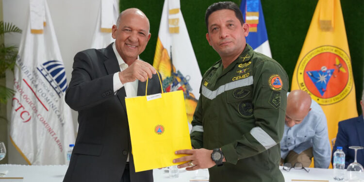 CTC y CEMED capacitan a militares y miembros de organismos...