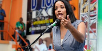 Carolin Matos: “La cuna de la Constitución es la cuna del olvido” Carolin Matos: “La cuna de la Constitución es la cuna del olvido”