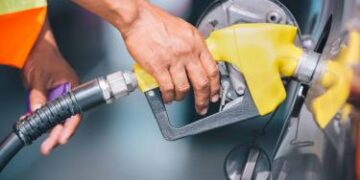 El Gran Santo Domingo se queja de constantes aumentos en los combustibles