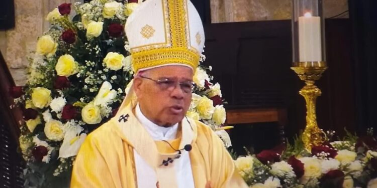 El papa León XIV acepta la renuncia de monseñor Francisco Ozoria como arzobispo