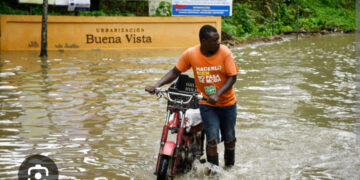 En Arroyo Manzano rellenan terrenos junto a una cañada mientras crece el temor a una tragedia En Arroyo Manzano rellenan terrenos junto a una cañada mientras crece el temor a una tragedia