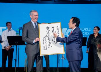 En cierre de Foro Mundial de la Alimentación, director general de la FAO, Qu Dongyu reconoce al presidente Abinader por sacar a la República Dominicana del Mapa del Hambre En cierre de Foro Mundial de la Alimentación, director general de la FAO, Qu Dongyu reconoce al presidente Abinader por sacar a la República Dominicana del Mapa del Hambre