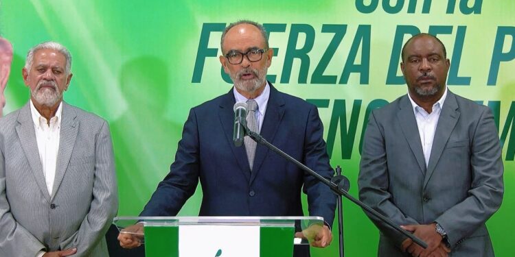 Héctor Acosta: Durante Gobiernos de Leonel el país produjo...