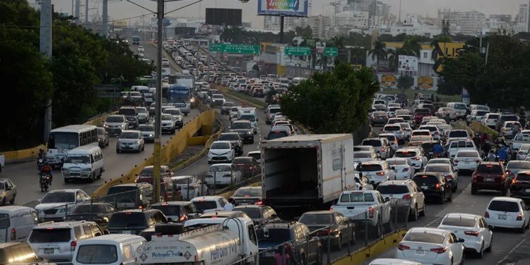 INTRANT revela estudio dice que 6.7 millones de personas se desplazan diariamente por el GSD INTRANT revela estudio dice que 6.7 millones de personas se desplazan diariamente por el GSD