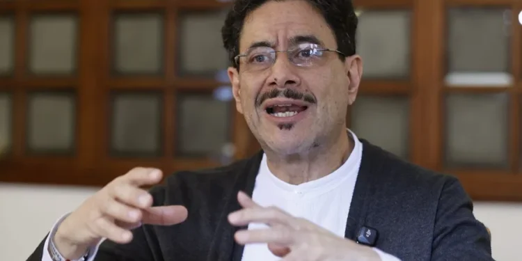 Iván Cepeda advierte en Colombia "hay una confrontación social"
