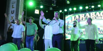 Leonel Fernández acusa al Gobierno de perder autoridad