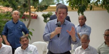 “Los dominicanos tenemos que unificarnos” ante los desafíos del DR-CAFTA, afirma Leonel Fernández