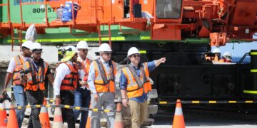 Obras Públicas, Portuaria y el BID supervisan avances de la nueva terminal del Puerto de Manzanillo