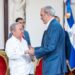 Presidente Abinader entrega premios Adulto Mayor del Año a Ellis Pérez y Protector de la Persona Envejeciente al Hogar de Ancianos Nuestra Señora del Carmen de Higüey Presidente Abinader entrega premios Adulto Mayor del Año a Ellis Pérez y Protector de la Persona Envejeciente al Hogar de Ancianos Nuestra Señora del Carmen de Higüey