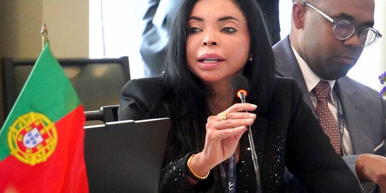 Procuradora General aboga en Perú por profundizar la persecución penal estratégica transnacional contra el crimen organizado