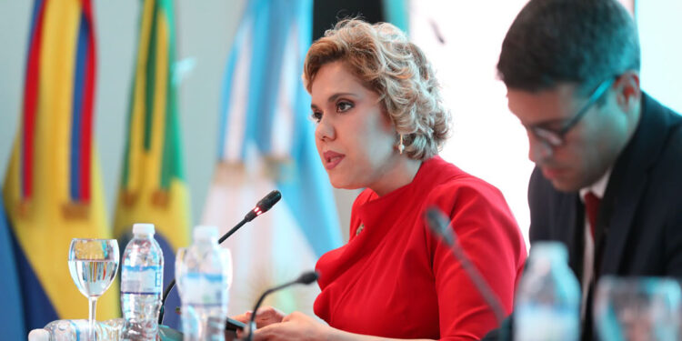 República Dominicana propone fortalecer la investigación y reducir barreras a la formalización para garantizar una competencia más equitativa